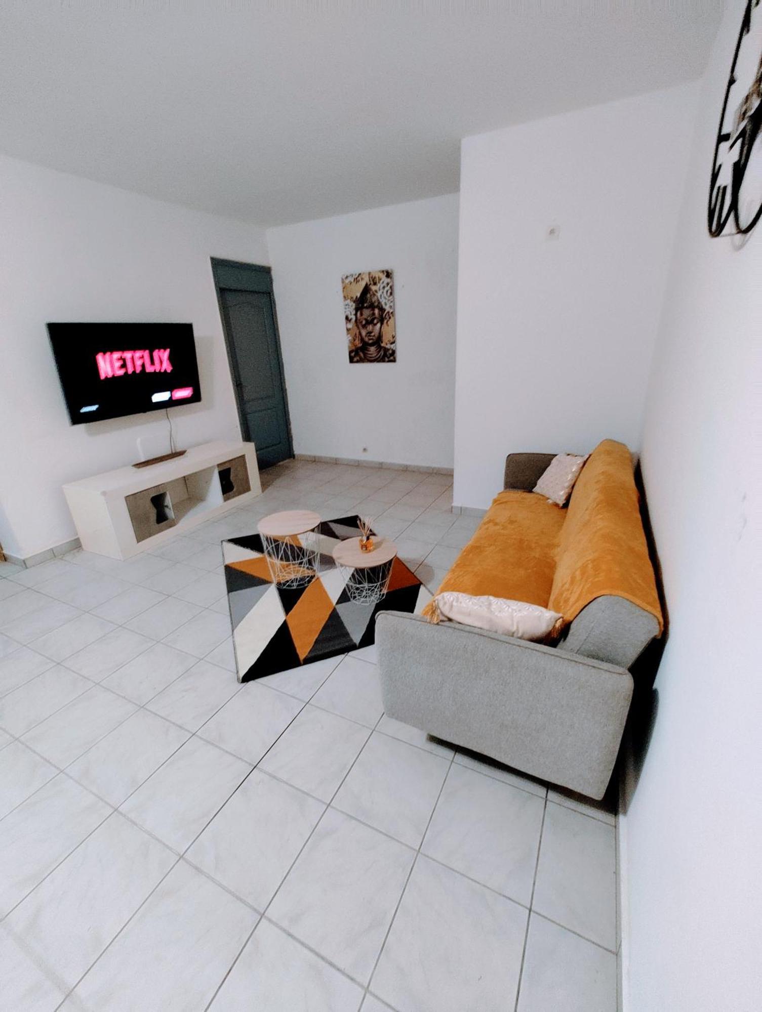 Le Nil Appartement Cosy Tout Confort Baie-Mahault Exterior photo